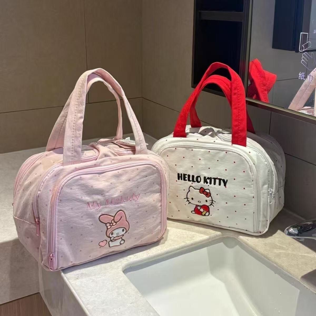 Travel Accessories Needed - Linda Bolsa de Maquillaje de Anime,